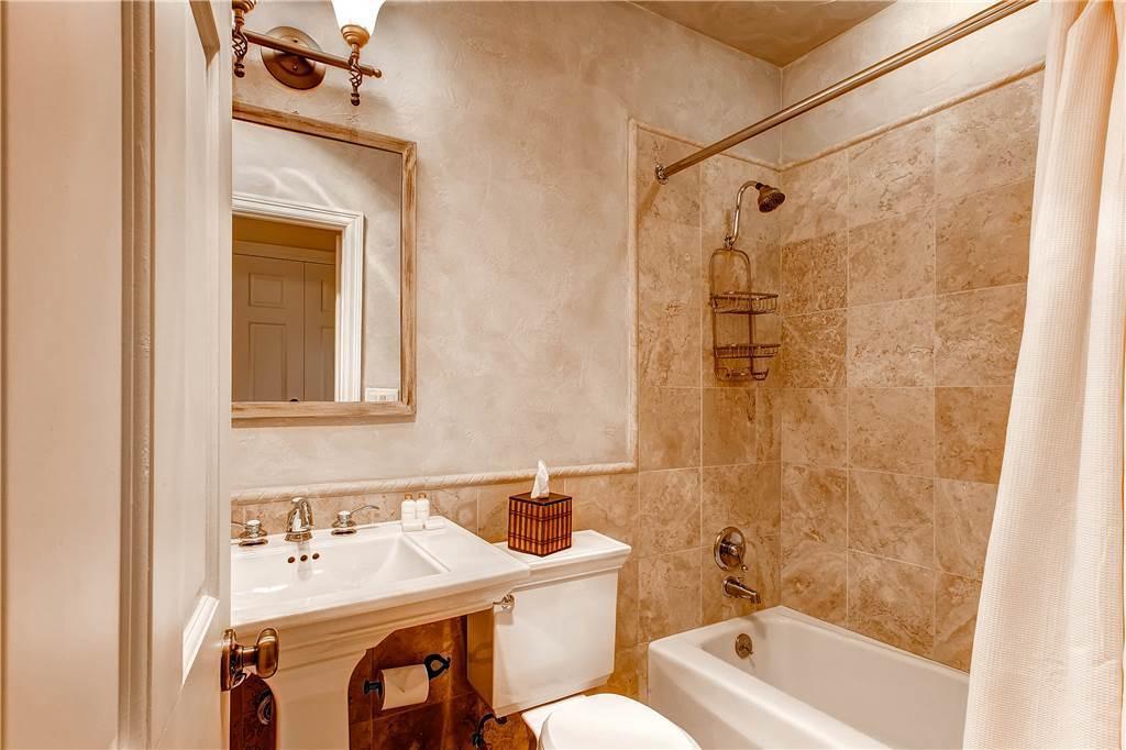 Chateau Dumont Aspen Room photo